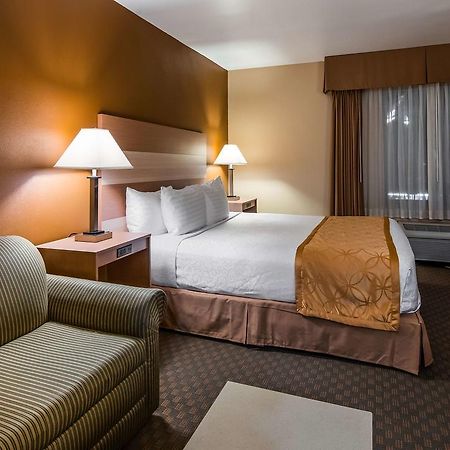 Best Western Of Long Beach Exterior photo